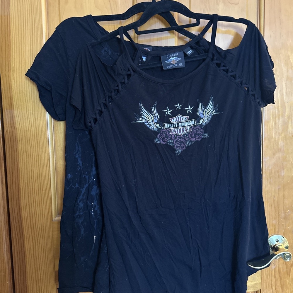 Bundle‎ Of 2 Harley-Davidson L Black Womens Tee Shirts, EUC